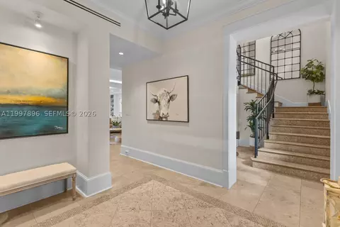 Entry Way - 685 Harbor Ln, Key Biscayne, FL 33149 photo 3 of 5