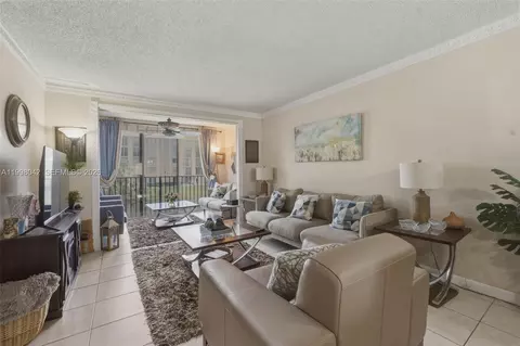 7740 NW 50th St #201, Lauderhill, FL 33351