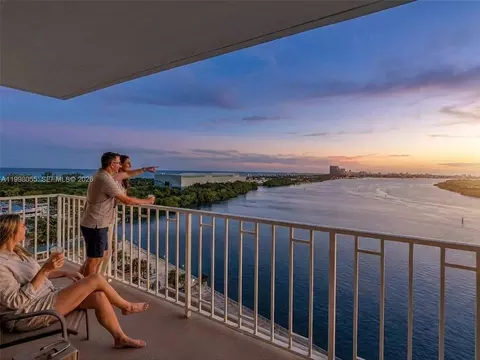 500 Bayview Dr #1132, Sunny Isles Beach, FL 33160