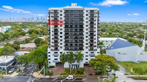 2301 SW 27th Ave #906, Miami, FL 33145
