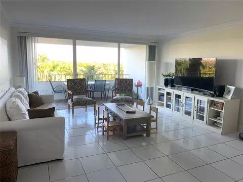 177 Ocean Lane Dr #512, Key Biscayne, FL 33149