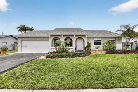 10471 NW 21st Ct, Sunrise, FL 33322