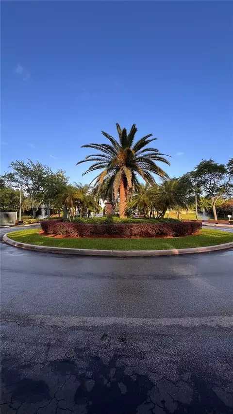 4943 Leeward Ln #3204, Fort Lauderdale, FL 33312