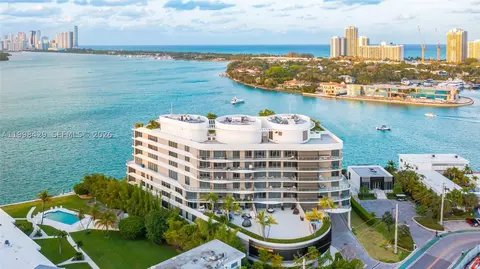 1135 103rd St #304, Bay Harbor Islands, FL 33154