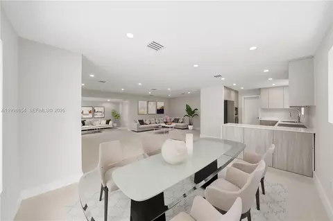 6332 SW 28th St, Miami, FL 33155