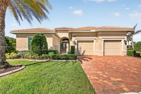 20000 SW Morolo Way, Port Saint Lucie, FL 34986