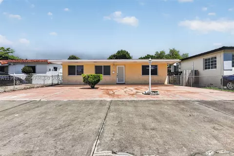 Other - 733 W 33rd St, Hialeah, FL 33012 photo 13 of 15