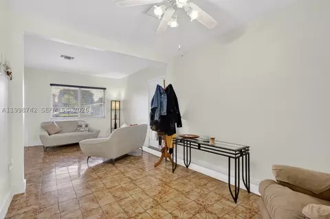 Other - 733 W 33rd St, Hialeah, FL 33012 photo 4 of 15