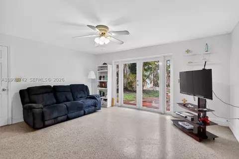 Other - 733 W 33rd St, Hialeah, FL 33012 photo 10 of 15