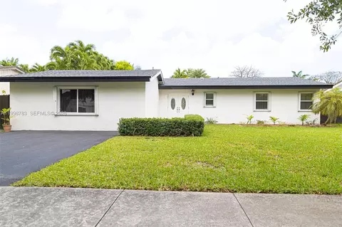 10241 SW 128th Ave, Miami, FL 33186