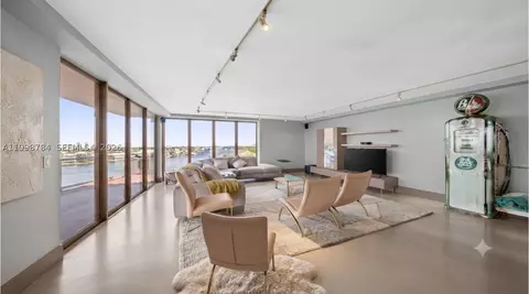 2800 E Sunrise Blvd #7F, Fort Lauderdale, FL 33304