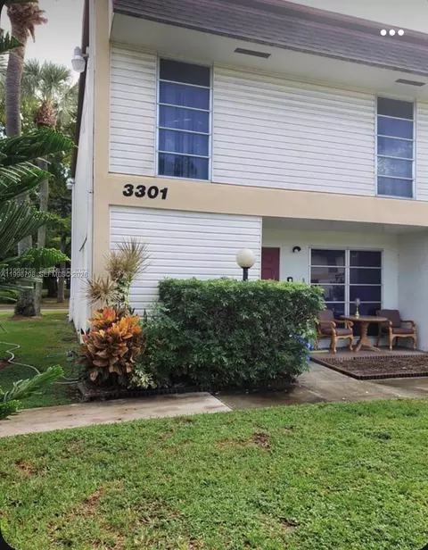 3301 Raleigh St #4A, Hollywood, FL 33021