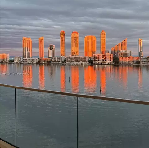 2800 Island Blvd #1001, Aventura, FL 33160