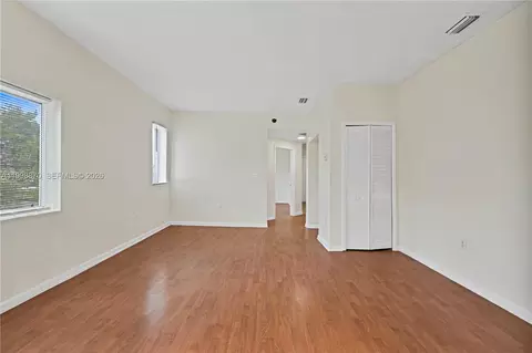 109 NW 6th Ave #8, Miami, FL 33128