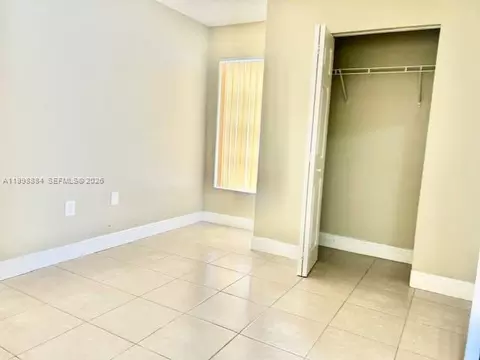 Bedroom - 19922 NW 67th Pl, Hialeah, FL 33015 photo 1 of 3