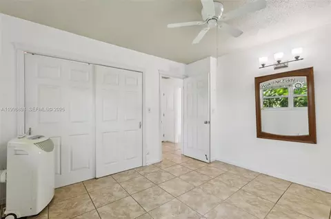 Bedroom - 22 SE 3rd Ter #18, Dania Beach, FL 33004 photo 3 of 4