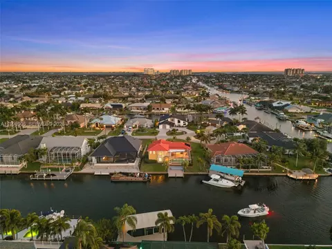 1223 SW 51st St, Cape Coral, FL 33914