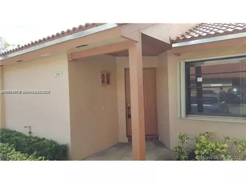 17268 NW 60th Ct, Hialeah, FL 33015