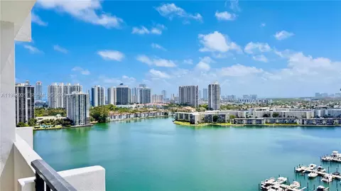 2780 NE 183rd St #2012, Aventura, FL 33160