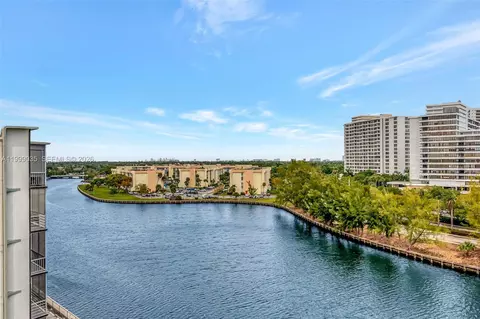 300 Diplomat Pkwy #606, Hallandale Beach, FL 33009