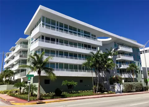 7800 Collins Ave #101, Miami Beach, FL 33141