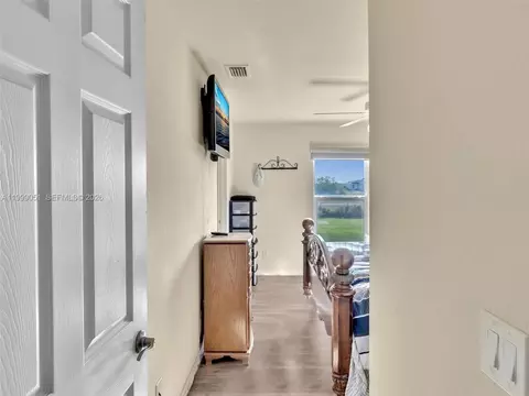 Entry Way - 9006 Abel, Labelle, FL 33935 photo 2 of 2
