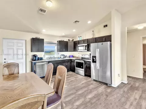 Kitchen - 9006 Abel, Labelle, FL 33935 photo 4 of 6