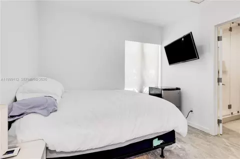 Bedroom - 524 Warren Ln, Key Biscayne, FL 33149 photo 11 of 11