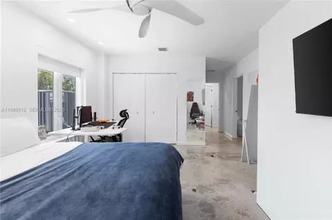 Bedroom - 524 Warren Ln, Key Biscayne, FL 33149 photo 6 of 11