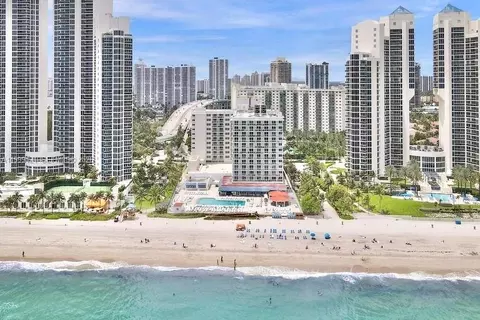 19201 Collins Ave #504, Sunny Isles Beach, FL 33160