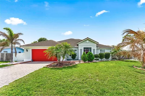 898 SW Curtis St, Port Saint Lucie, FL 34983