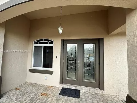 3783 NW 201st Ter, Miami Gardens, FL 33055