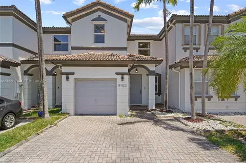 11613 NW 78th St, Doral, FL 33178