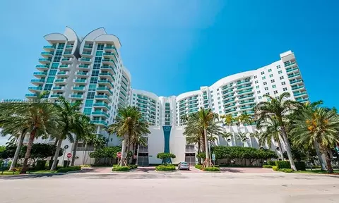 7900 Harbor Island Dr #610, North Bay Village, FL 33141