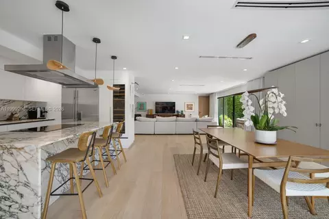 70 Samana Dr, Miami, FL 33133