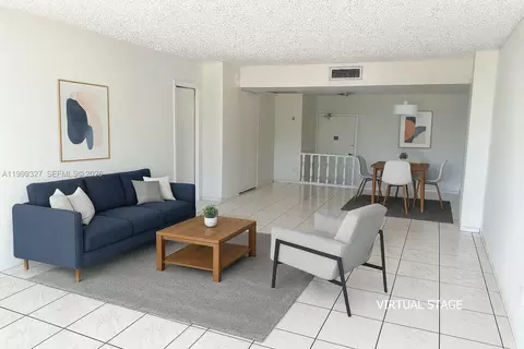 20335 W Country Club Dr #206, Aventura, FL 33180