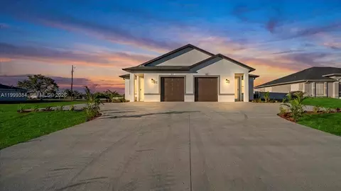 10241026 Diplomat Pkwy E, Cape Coral, FL 33909