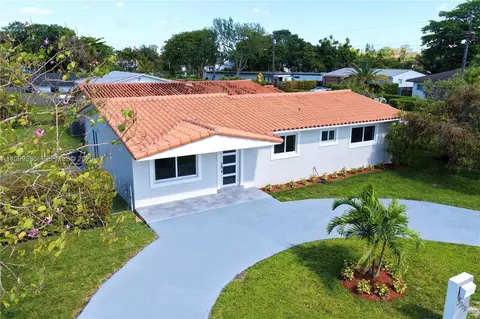 3250 SW 72 Ct, Miami, FL 33155