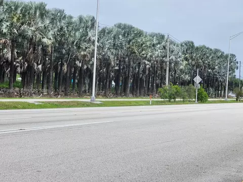 0 Krome Ave, Miami, FL 33187