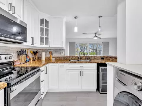 3804 NW 121st Ave, Sunrise, FL 33323