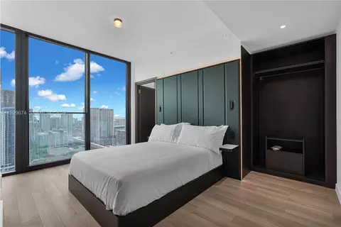 20 NE 11th St #3110, Miami, FL 33132