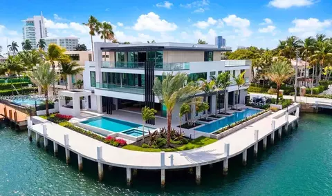 1400 W Lake Dr, Fort Lauderdale, FL 33316