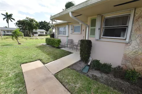 2688 Dudley Dr #J, West Palm Beach, FL 33415