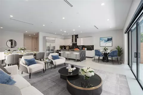 2960 W Trade Ave, Coconut Grove, FL 33133