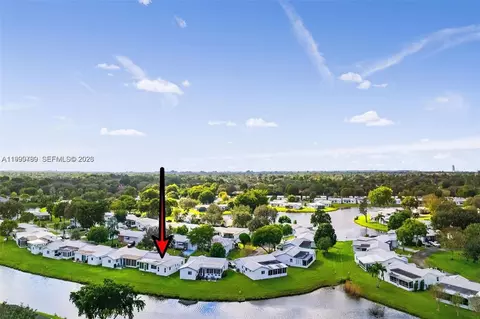 1086 NW 88th Way, Plantation, FL 33322