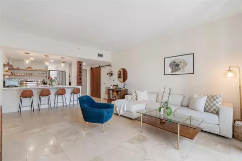 2650 SW 37th Ave #406, Miami, FL 33133