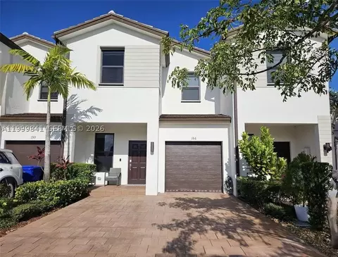 186 SW 185th Ter, Pembroke Pines, FL 33029