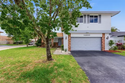 14600 Ashland Pl, Davie, FL 33325