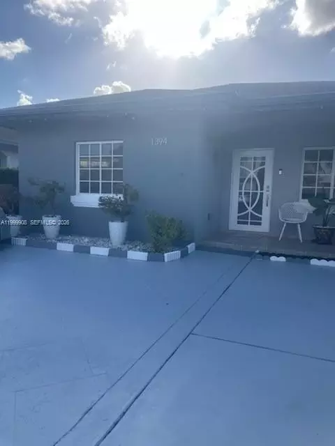 1394 W 30th St, Hialeah, FL 33012