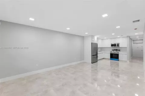 15685 SW 82nd Cir Ln #28, Miami, FL 33193